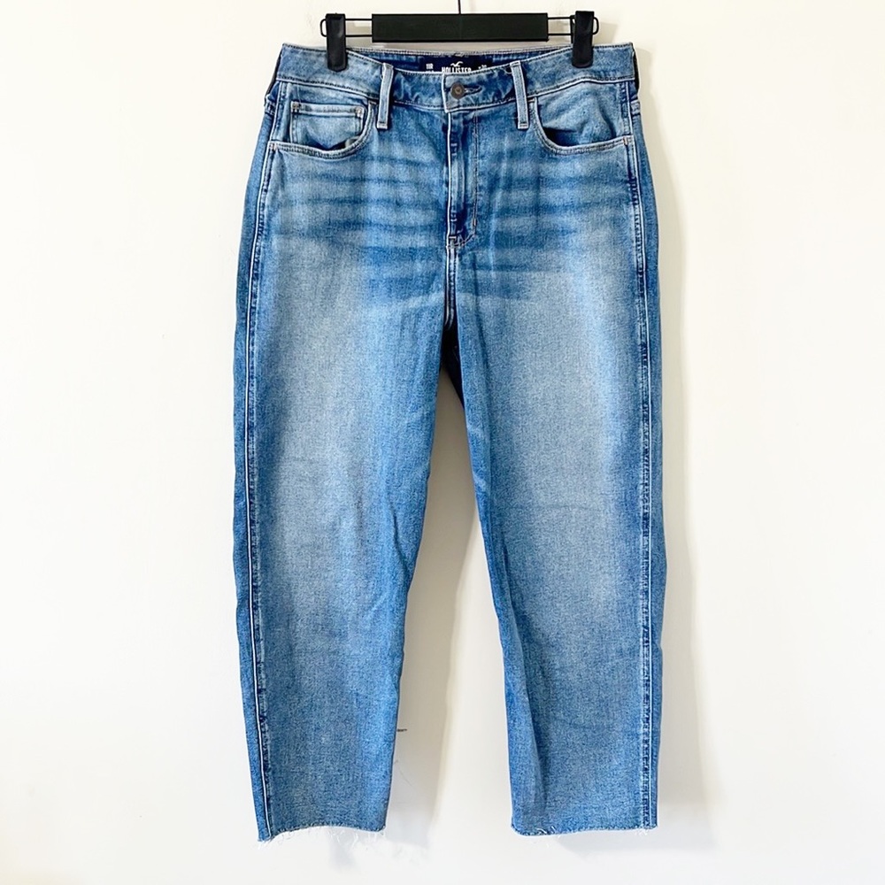 Hollister Ultra High Rise Straight Leg Raw Hem Denim Jeans Size 30 - Picture 1 of 10